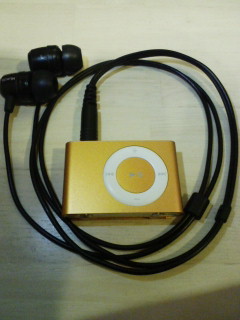 iPod shuffle 1GB + AH-C551-K