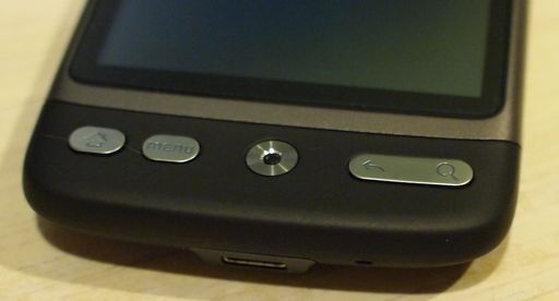 [写真]Android端末HTC Desireのハードウェアキー。